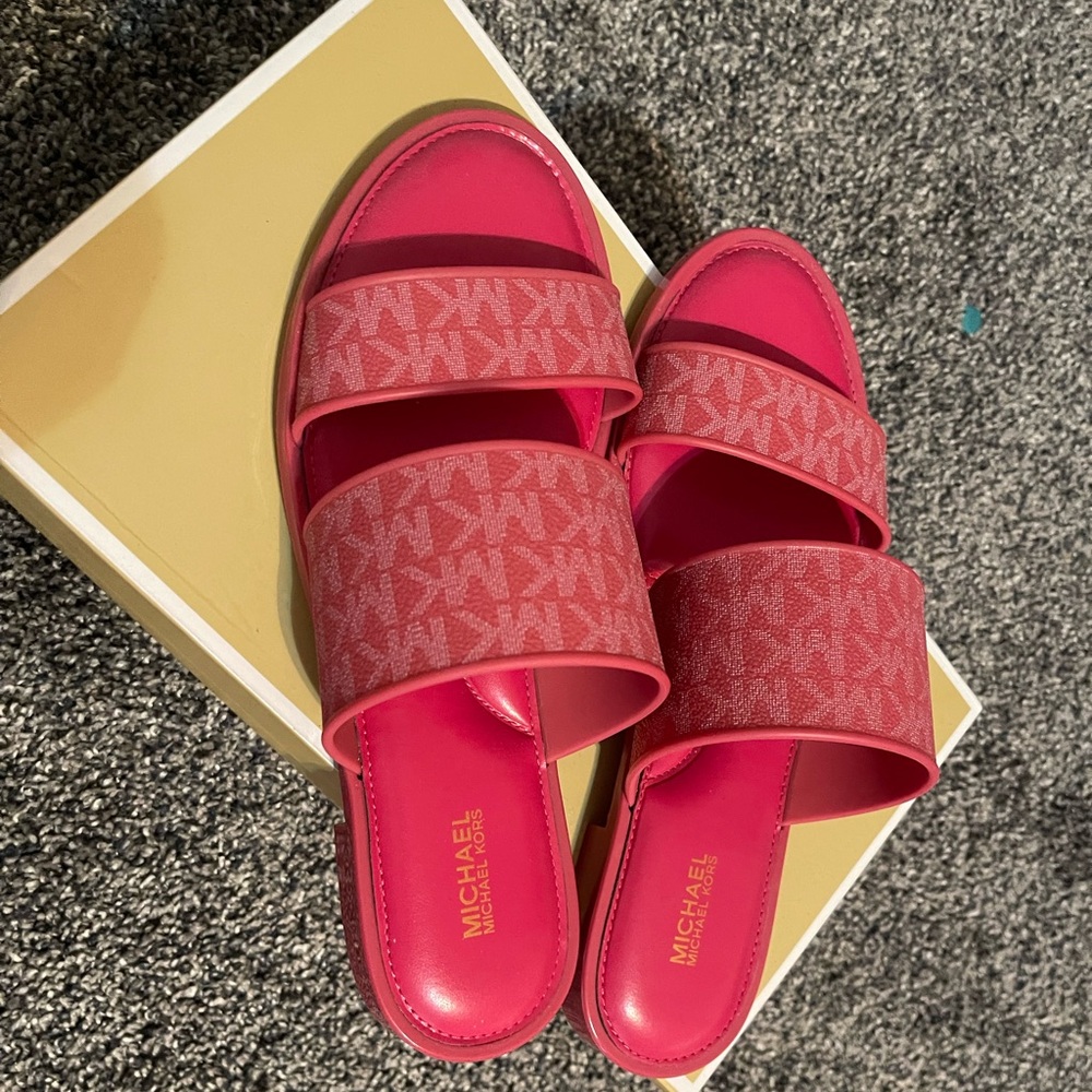 Micheal Kores Sandals - Picture 3 of 4
